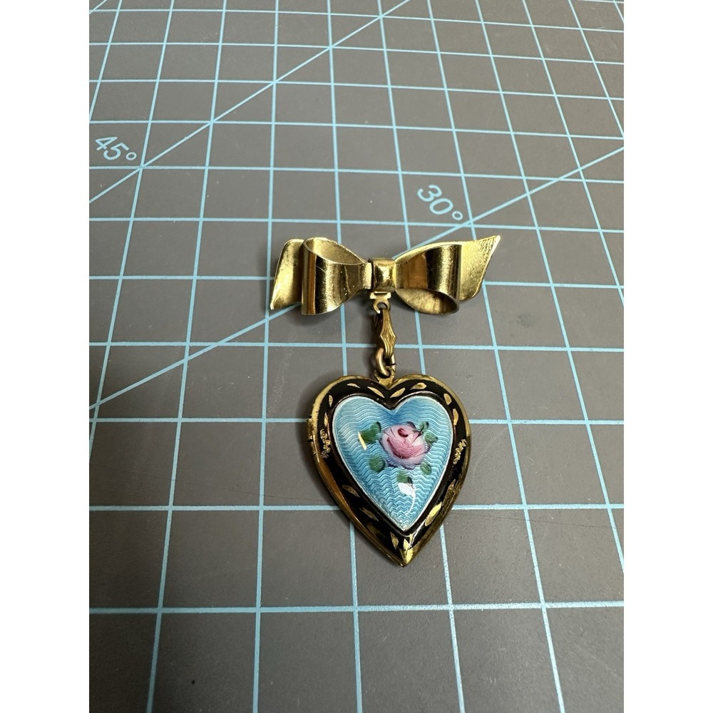 CORO GUILLOCHE HEART MOURNING LOCKET BOW BROOCH / PIN PICTURE VINTAGE 1940'S